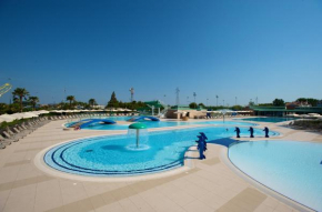 Гостиница Europa Camping Village  Каваллино